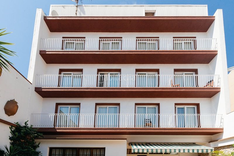 Foto 91055bf9-ef80-4489-933a-f156f11e0688. Local comercial a Malgrat de Mar