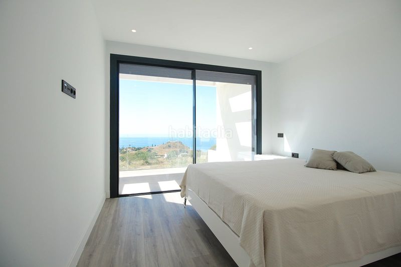 Foto bd656f74-8e1f-4550-b8e9-72628aa966a0. House with pool in La Capellanía - El Higuerón Benalmádena