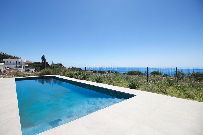 Foto cfbee5ca-e56e-4d14-8cc4-43c90119cd13. House with pool in La Capellanía - El Higuerón Benalmádena