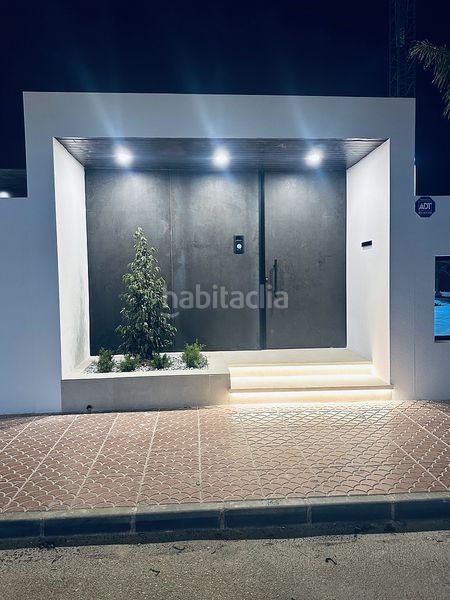 Foto 0d8a9fd1-84ff-480f-a61f-42ce9ca91f7b. Casa amb piscina a Centro de la Ciudad Quesada Rojales