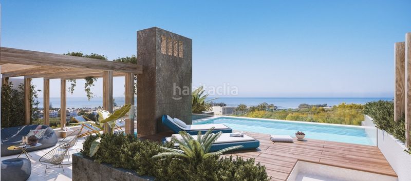 Foto 9d2a2a3d-06a9-4718-9ad9-cbf36866e4d4. Casa amb piscina a Río Real Marbella
