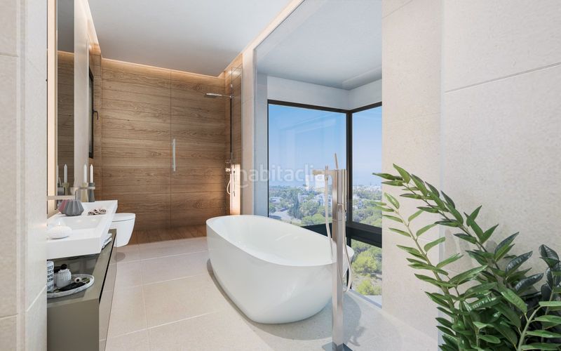 Foto a3162c9f-fe7a-4ac0-a9d7-ba155c770a97. Casa amb piscina a Río Real Marbella