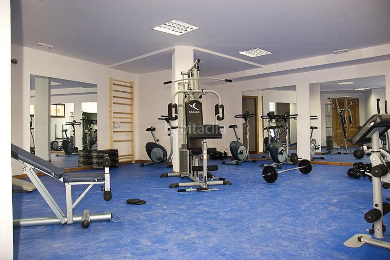 Foto 35d01d48-f7be-4af2-9722-22d09fd588cc. Apartamento en Los Pacos Fuengirola