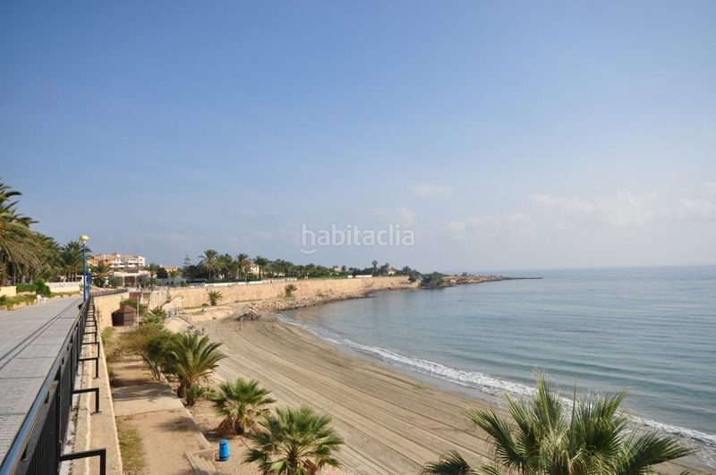 Foto 38bf5b49-2f7c-44b5-8738-072345553c3d. Apartament a Punta Prima Torrevieja