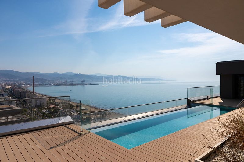 Foto b7b7fb37-fafc-4b76-82df-078939496b80. Apartamento en Martín Carpena - Torre del Río Málaga