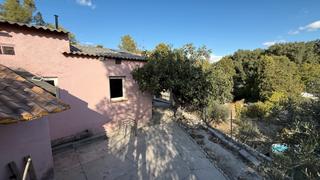 Casa  N/a. Finca rústica de 1.113 m² con vivienda legalizada a 25 minutos d