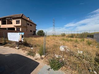 Terreno residencial en Camino de la huerta de la mesa 1. Parcela en moraleja de enmedio