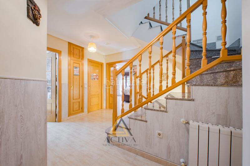 Foto 3b32330c-2f36-48f3-8884-096310d90822. Casa adossada amb xemeneia a Restón I-Restón II Valdemoro