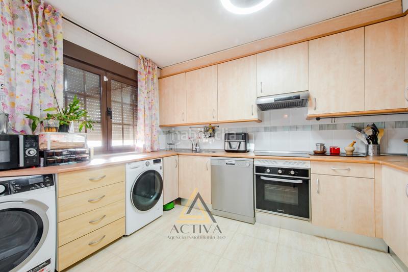 Foto 42e6e372-2d48-4a8a-bee0-c4094968d281. Casa adossada amb xemeneia a Restón I-Restón II Valdemoro