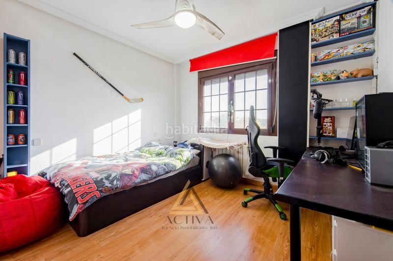 Foto cb9aa58d-2131-4438-9bf9-f8bb95320490. Casa adossada amb xemeneia a Restón I-Restón II Valdemoro