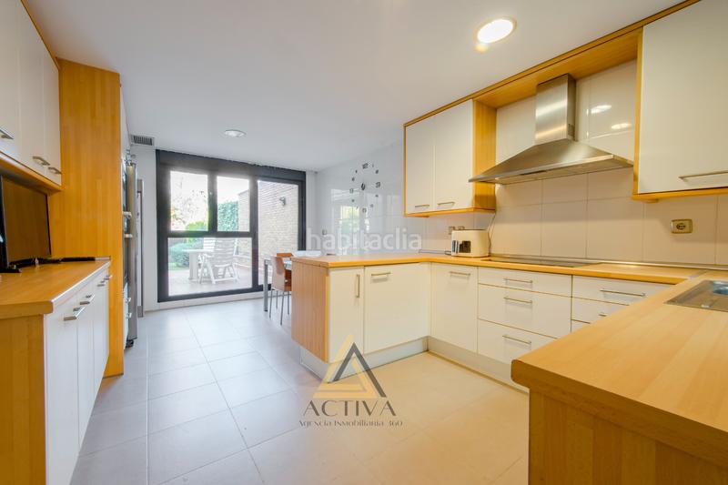 Foto 71f6acae-c8bf-4b70-a2b2-9b4df2f48e03. Casa pareada chalet en villaviciosa de odon en Castillo-Campodón Villaviciosa de Odón