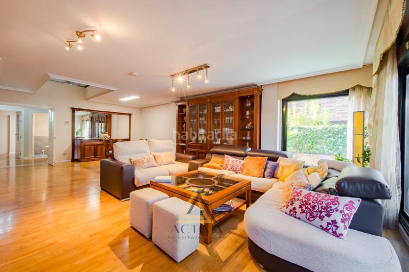 Foto ac8b5ed8-c57e-4f6f-90a1-debb6c4c0328. Casa pareada chalet en villaviciosa de odon en Castillo-Campodón Villaviciosa de Odón