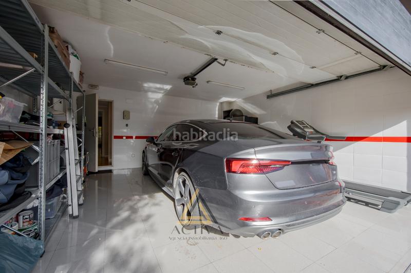 Foto e13b4b39-2f88-42fa-ac17-55e5c511c8cc. Casa pareada chalet en villaviciosa de odon en Castillo-Campodón Villaviciosa de Odón