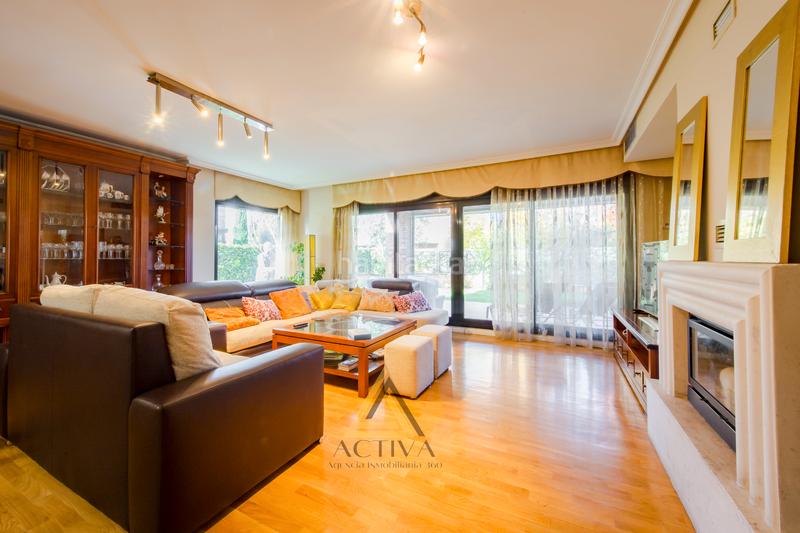 Foto e9fdcdf4-82da-4fa7-916f-5af4f31733b7. Casa pareada chalet en villaviciosa de odon en Castillo-Campodón Villaviciosa de Odón