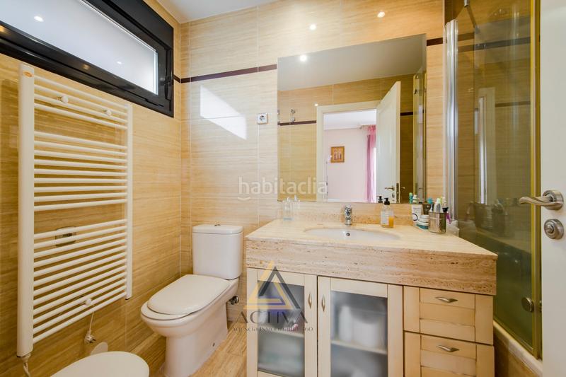 Foto fb82171d-a722-45dd-a911-12165bb8a4b8. Casa pareada chalet en villaviciosa de odon en Castillo-Campodón Villaviciosa de Odón