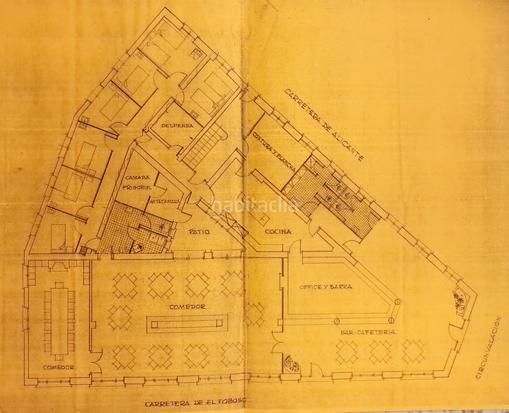 Foto ab98359b-e02a-43d3-b9d4-477279a45ac1. Edifici a avenida iv centenario 55 a Quintanar de la Orden