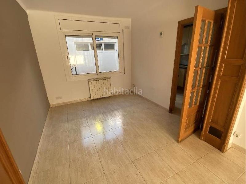 Foto 3be343b8-babd-4770-a912-5b7f610f0c9b. Semi detached house with heating in Eixample - Can Bogunyà Castellar del Vallès