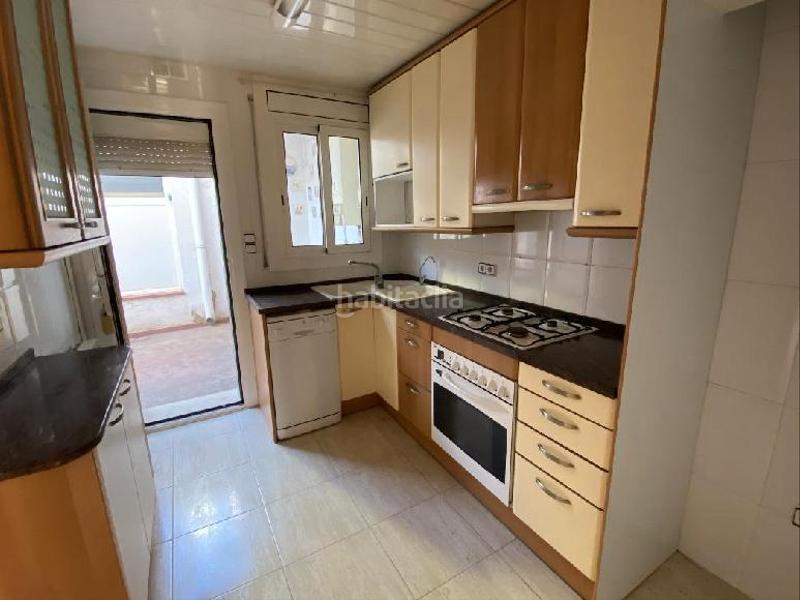 Foto ae349a16-20df-4d19-9434-2d1f364c1efa. Semi detached house with heating in Eixample - Can Bogunyà Castellar del Vallès