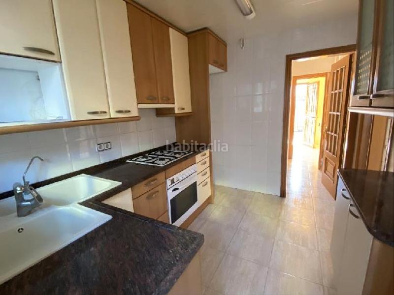 Foto ea6b2962-fe92-4690-8511-6888401044e0. Semi detached house with heating in Eixample - Can Bogunyà Castellar del Vallès