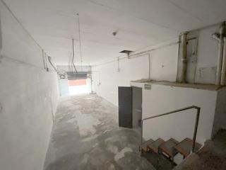Local Comercial en Covadonga. Local comercial