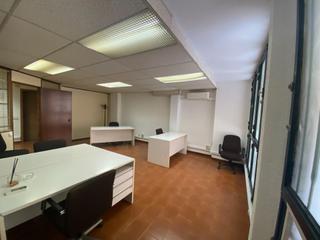 Local Comercial en Barri de les Corts