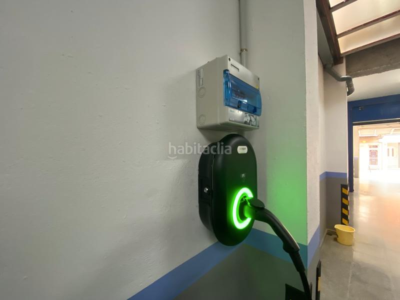 Foto 12114703-5a66-4536-bf65-99439f4a81ad. Rent business premise in La Maurina Terrassa