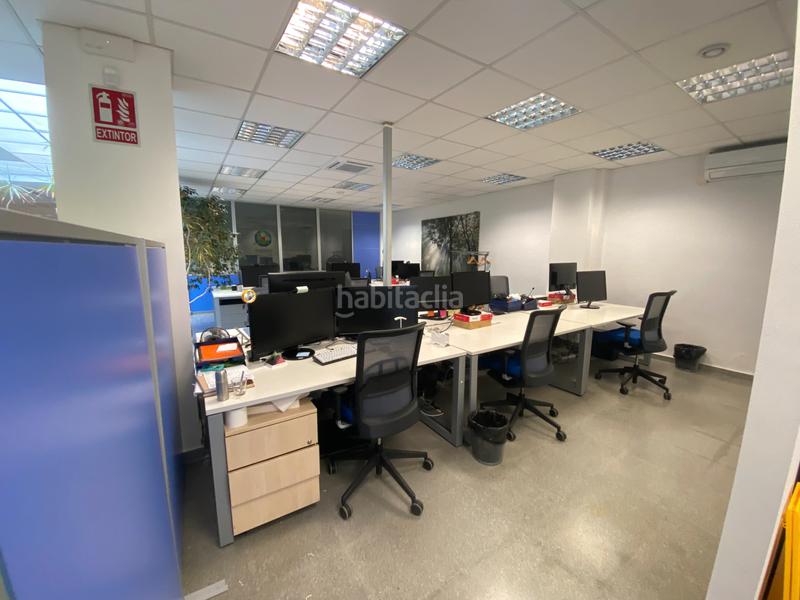 Foto 27f01900-f23c-4c71-b2c2-bf8bc445d453. Rent business premise in La Maurina Terrassa