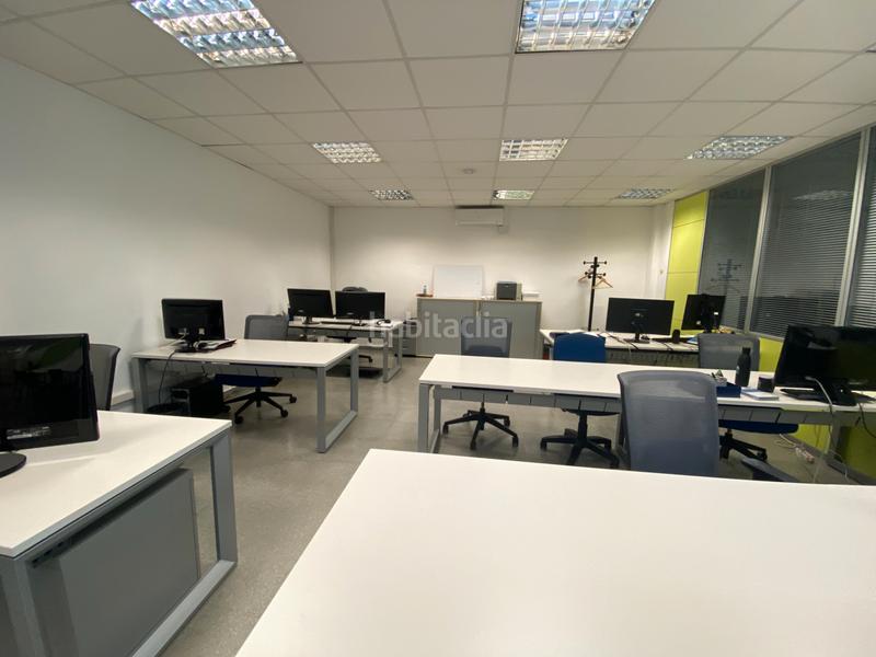 Foto 79a95546-7dd3-43db-9a61-cc1a26b053ef. Rent business premise in La Maurina Terrassa