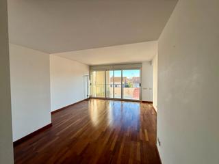 Location Appartement à Eixample - Can Bogunyà. Pis