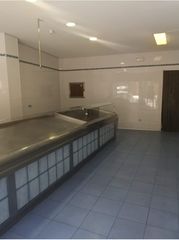 Local Comercial  Calle del puente la reina. Local con m�ltiples posibilidades