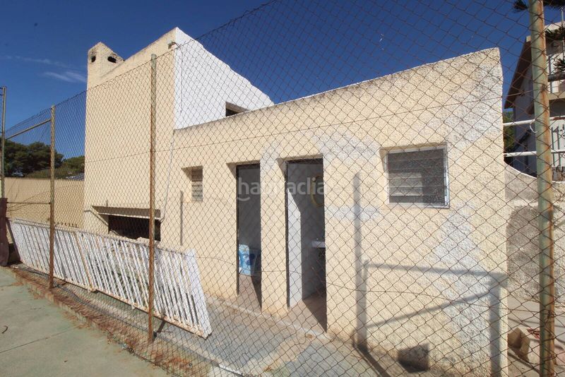 Foto 699dff7f-9825-4741-817c-78430bee5b26. Casa amb piscina a Peña de las Águilas Elche / Elx