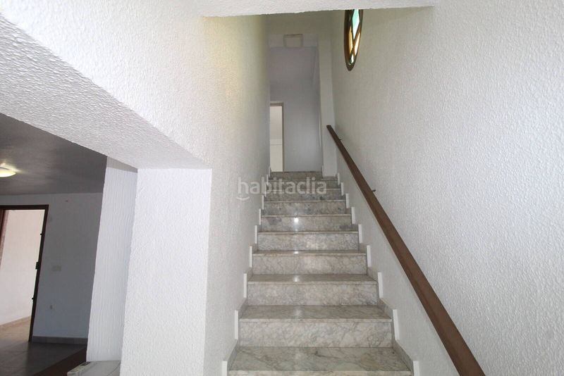 Foto c100a4e3-273b-4a57-9adf-43d0737f8b23. Casa amb piscina a Peña de las Águilas Elche / Elx