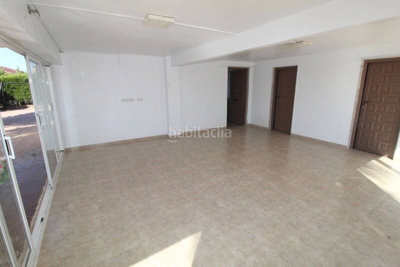 Foto e601e167-8c35-4856-8add-294338e388a5. Casa amb piscina a Peña de las Águilas Elche / Elx
