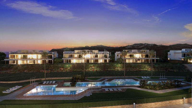 Foto 2b67a1a8-b7bd-47b9-8284-f2e2514ebd6c. Appartement avec piscine dans bahía de Marbella Marbella