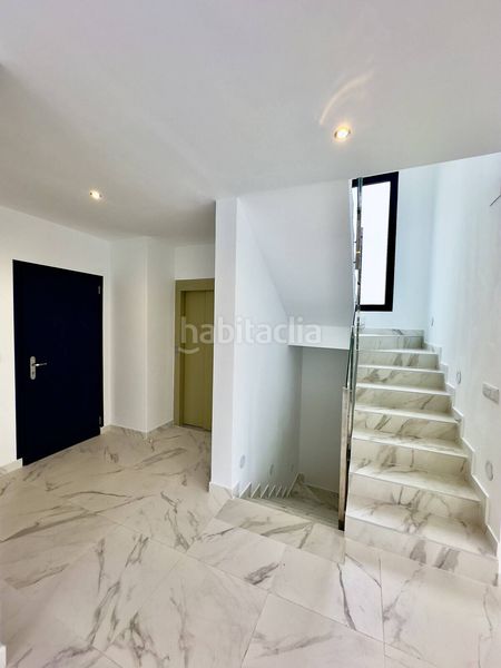 Foto f03d8f59-dbf2-4e3e-8928-f9d846915024. Casa amb piscina a Rojales