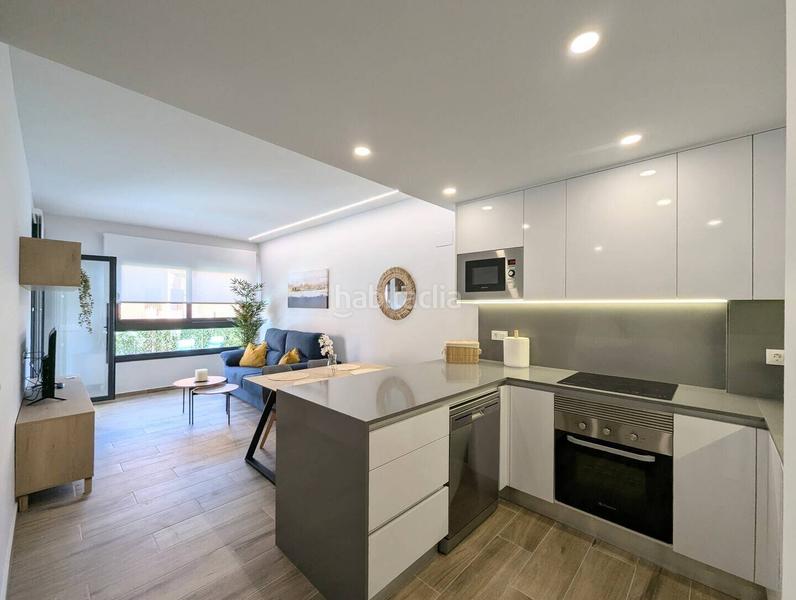 Foto 97974bf1-d741-41be-a4df-6ffea3a5ca4b. Piccolo appartamento con piscina in Villamartín-Las Filipinas Orihuela