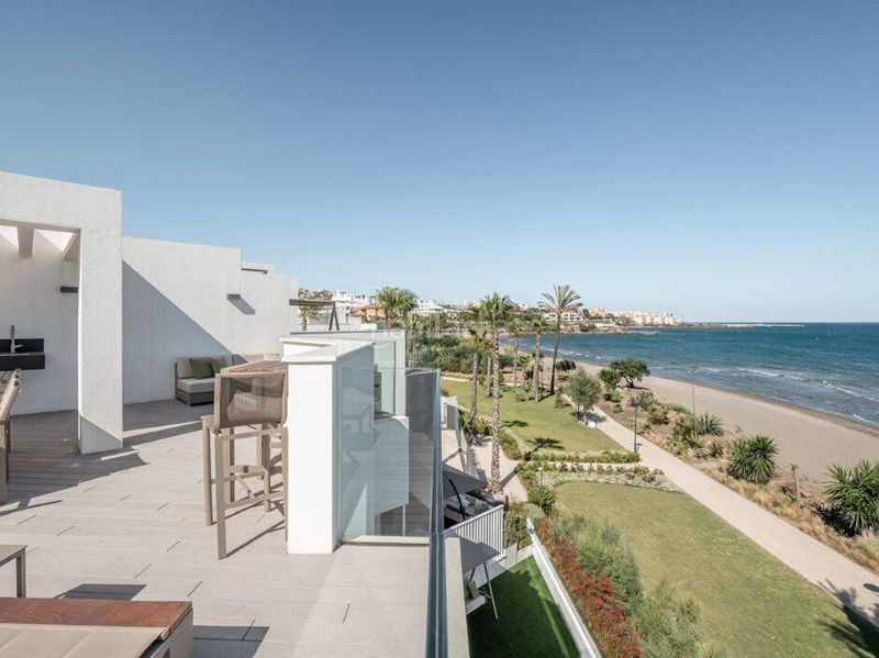 Foto 1588e0cf-faa2-4c68-8c9f-6146ed3e0879. Casa a Guadalobón Estepona
