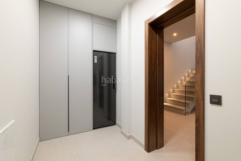 Foto 599bf551-0a90-4214-8a23-833fc2055b50. Casa amb piscina a Centre Castelldefels