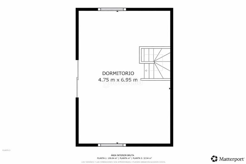 Foto 8543c75c-96c2-4215-aeae-4ed16e54410d. Casa amb piscina a Centre Castelldefels