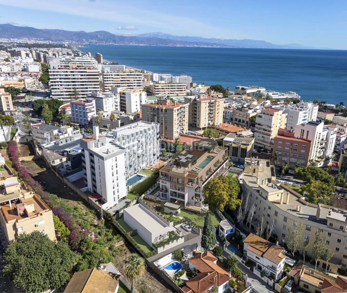 Foto 4e46e120-91b3-451e-80c0-dd5eeb979e5a. Apartamento en El Bajondillo Torremolinos