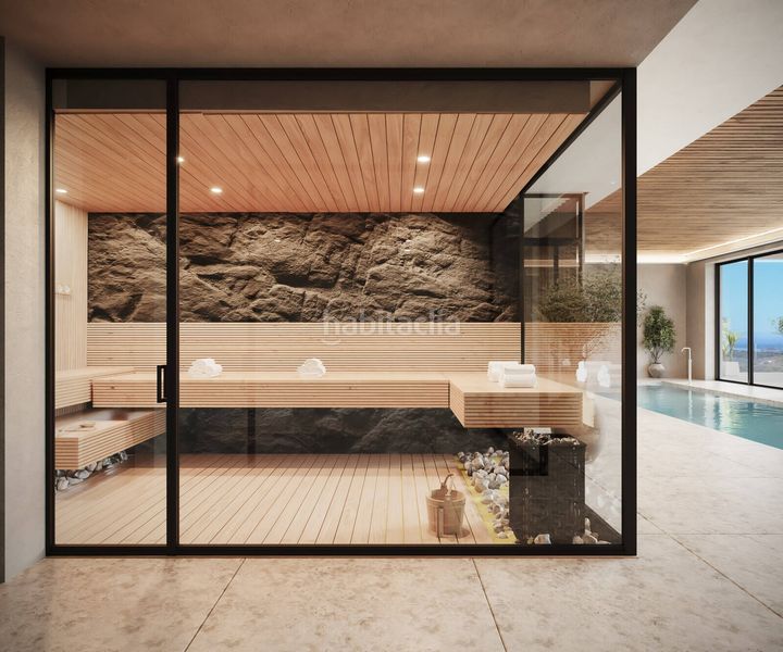 Foto d1d6c86d-b01c-4955-b125-f55a5b7c774a. Casa a Elviria Marbella