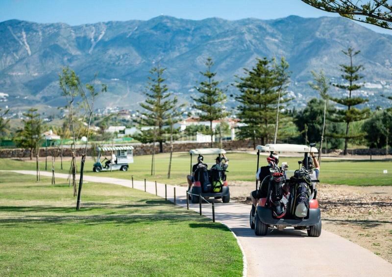 Foto 713161ba-7a4e-412c-aba9-63742960f68d. Apartament amb piscina a Las Gaviotas - Carvajal Fuengirola