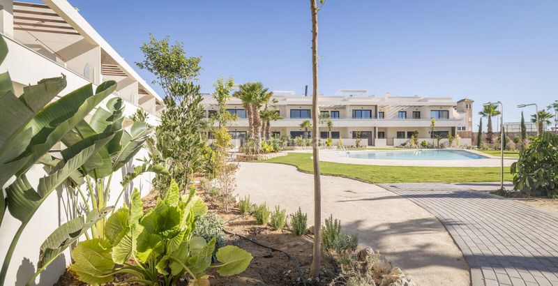 Foto 4eef4a77-6746-45d6-b7e3-262a456ed712. Apartament amb piscina a La Veleta Torrevieja