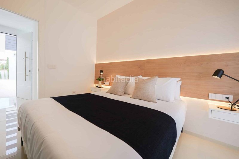 Foto 8b9f0fef-afe8-4786-9c7d-5a42102d4b83. Casa amb piscina a Rojales