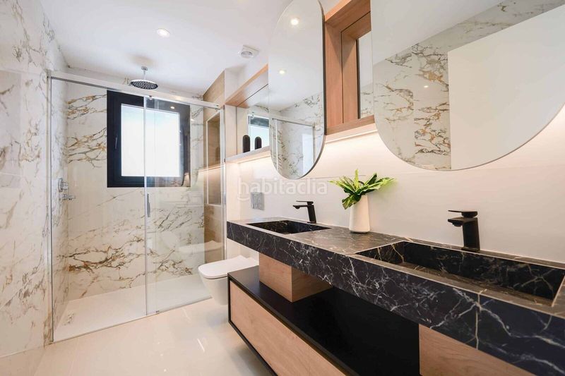 Foto a199e340-7950-430c-84c9-15bd2395a6e4. Casa amb piscina a Rojales