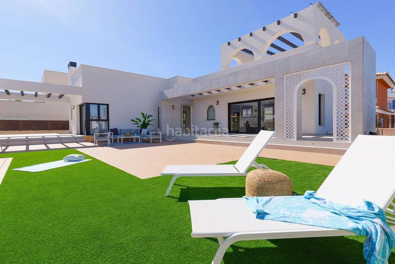 Foto c8114a88-6288-42f4-b480-ae9573c06578. Casa amb piscina a Rojales