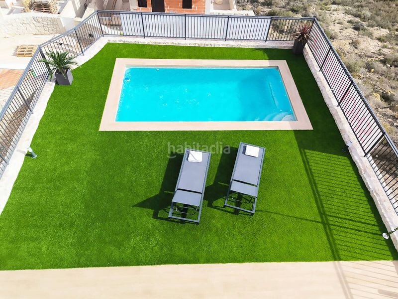 Foto 64c7ed22-02fa-4aed-b91e-1755bc4f2779. Casa amb piscina a Algorfa
