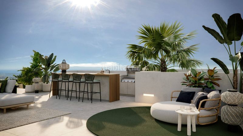 Foto 2459a5d8-3329-4293-bacf-24e7dd7b2e2b. Casa amb piscina a Las Brisas Marbella