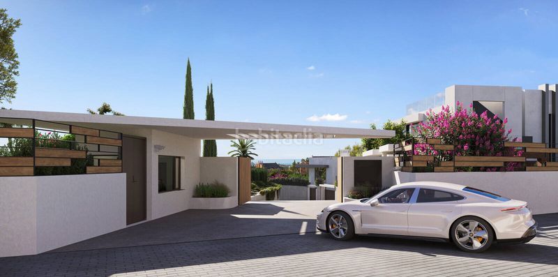 Foto 3913c7c3-9e2a-4d9e-9826-0e22af65bbab. Casa amb piscina a Las Brisas Marbella
