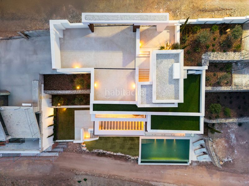 Foto d07d6acc-e785-4d8f-adfb-1a5a50f5f276. Casa amb piscina a Pinares de San Antón Málaga